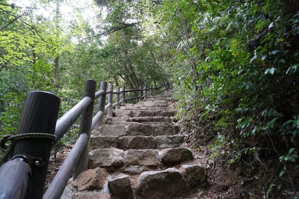 Japan, Miyajima: Wanderweg Mount Misen, die Treppen