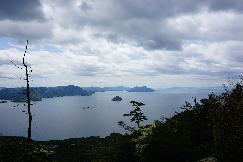 Japan_Miyajima_Wanderweg mit Aussicht Mount Misen